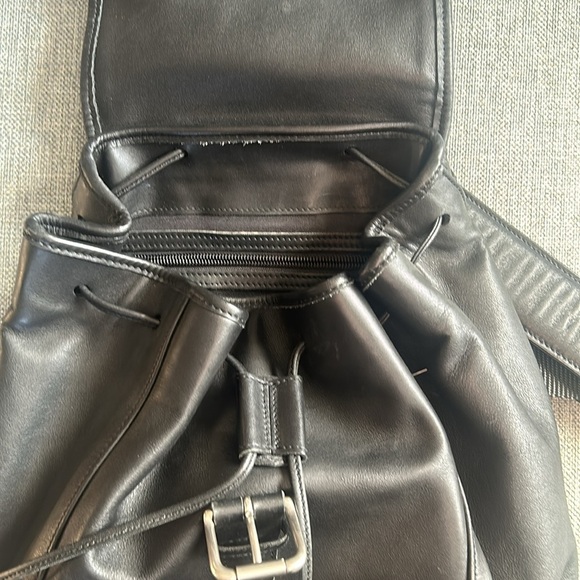 Vintage Coach 0529 Classic Black Leather Backpack - Picture 11 of 16